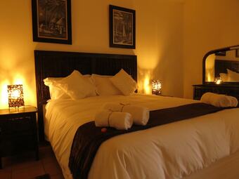 Hotel Meerkatplaats Guesthouse And B&B