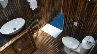 Hotel Eco Lanta Hideaway Beach Resort