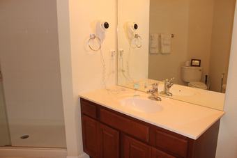 Aco - Universal Boulevard