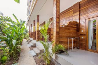 Hotel Dinatah Lembongan Villas
