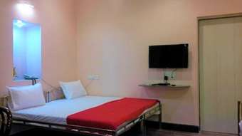 Hotel Blue Bird Colaba