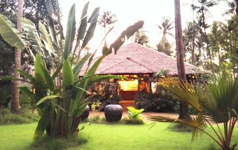 Hotel The Emerald Sea Resort