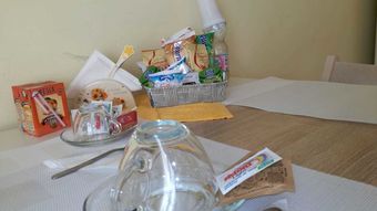 Hotel Domus Yenne Suites