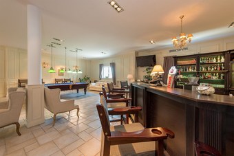 Hotel Riviera Airport Modlin