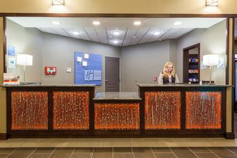 Holiday Inn Express Hotel & Suites Rapid City