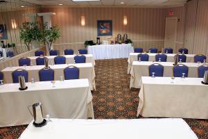 Magnuson Hotel Marina Cove