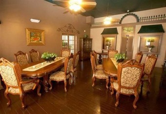 The Courtland Hotel And Day Spa