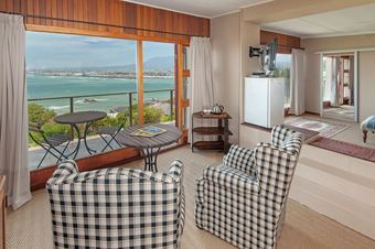 18 On Kloof Bed And Breakfast