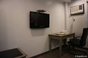 Magallanes Square Hotel