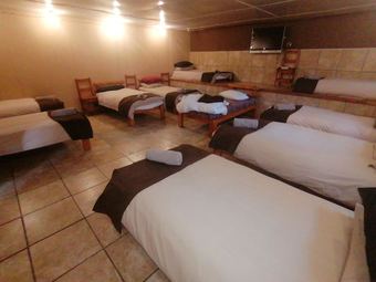 Hotel Ibis Place Guest House