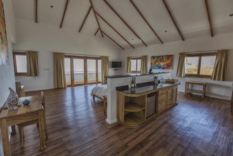 Apartamento Salamangka Beach And Dive Resort