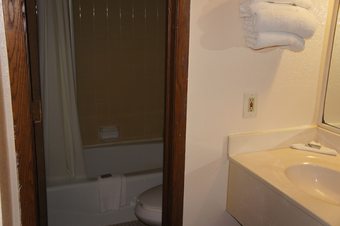 Hotel Asteria Inn & Suites - St. Cloud/waite Park