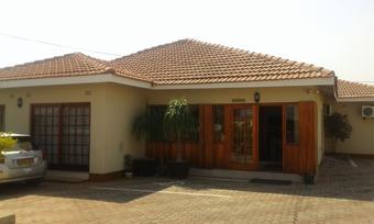 Hotel Comfort Palace Guest House Francistown