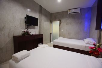 Hotel Ruenphukarn Resort