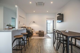 Apartamentos Island Quarters