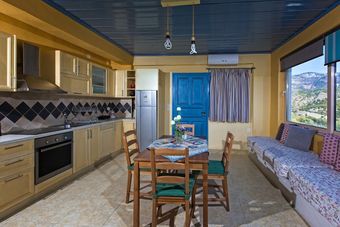 Sarakinas Residences