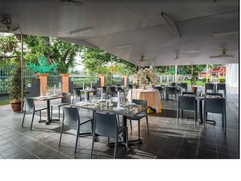 Hotel Lanai Casuarina Cempaka Sari