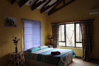 Hotel Lili Bush Guesthouse