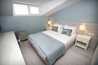 Rawda Hotel Bak?rk�y