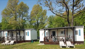 Holiday Chalets Camping Class
