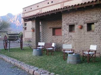 La Casa De La Bodega - Wine Boutique Hotel