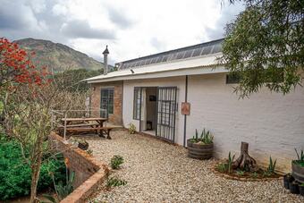 Hotel Essere Lodge Guest House