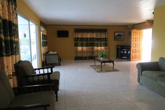 Hotel Enchanted Villas And Guest House