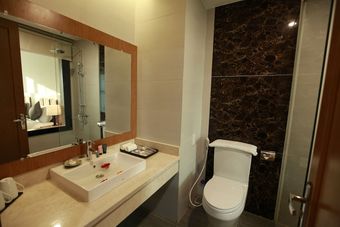 Muong Thanh Grand Con Cuong Hotel