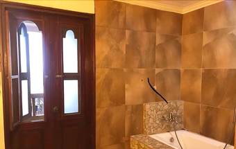 Hotel F8 Bed And Breakfast