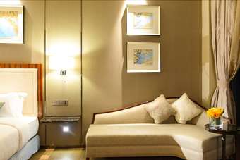 Forest City Phoenix International Marina Hotel