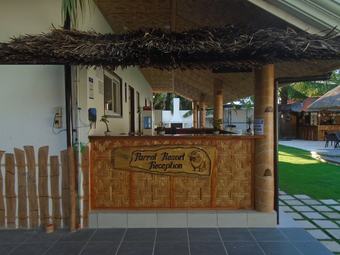 Hotel Parrot Resort Moalboal