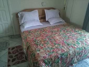 Hotel Royal Triangle Guest House