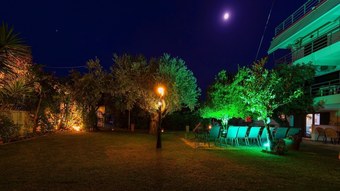 Salonikiou Beach Deluxe Apartments