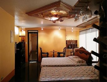 Hotel Third & Sean's Place