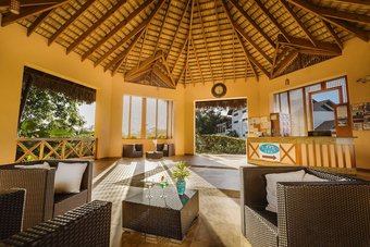 Apartamentos Condos At Ocean Village