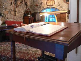 Hostal Goldgem�uer