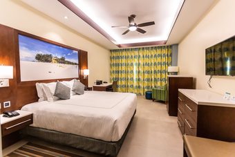 Surfrider Resort Hotel