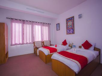 Hotel Oyo 135 Lost Garden Apartment And Guest House