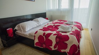 Aparthotel West Side Gallery Apartments