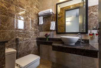 Hotel Oyo Townhouse 003 Southend Sohna Road