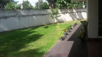 Hotel Igloo Airport Villa