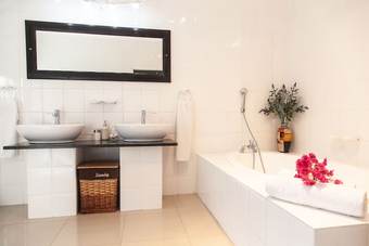 Hotel Blue Diamond Lodge