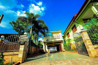 Hotel Lenoi Buri Homestay