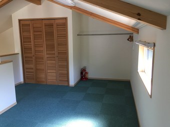 Guests & Dogs House Hale Ilio