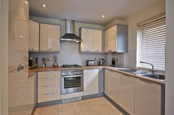 Apartamentos Pavilions By Flying Butler