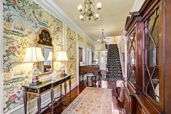 Hotel The Waterfront Historic Kent Manor Inn