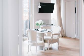 Redstone Boutique Hotel