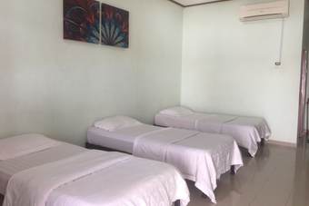 Oyo 90004 Sri Pauh Natural Motel