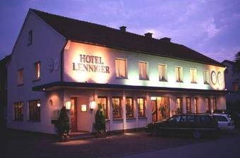 Hostal Hotel Lenniger