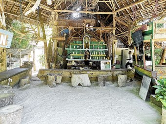 Hotel Kae Funk Sunset Bungalows